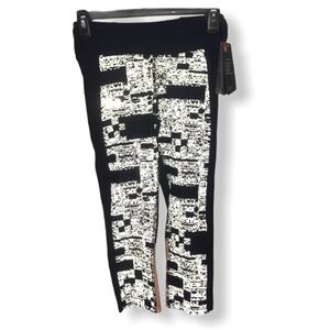 NWT Under Armour Glow Reflective Leggings